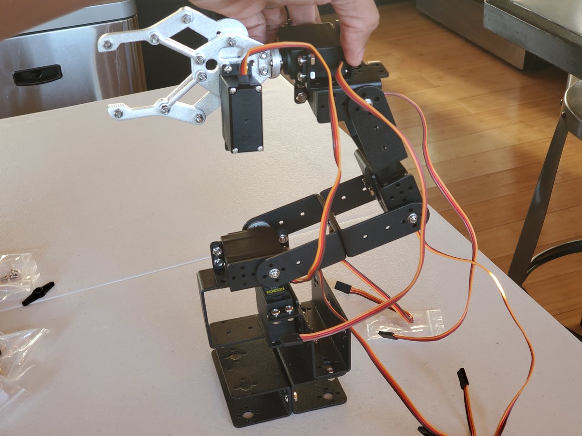 DIY Servo Control Robot 6-Dof Robot Mechanical Arm for Arduino Learning Kits 